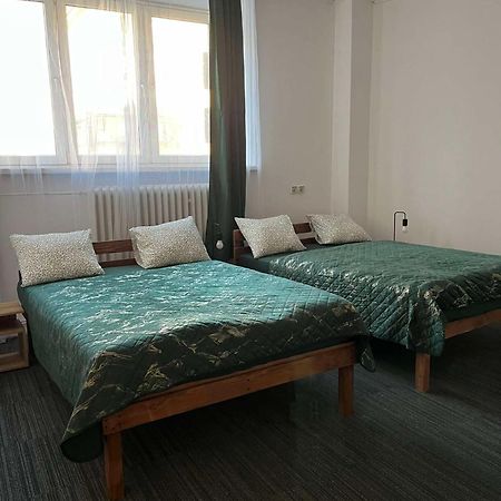 Tom Hostel Krakow Luaran gambar