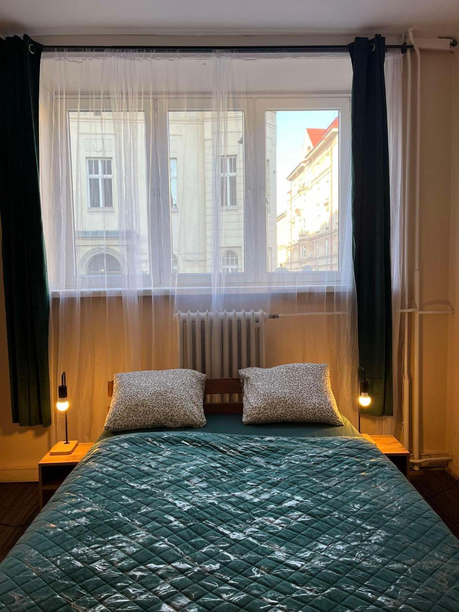 Tom Hostel Krakow Luaran gambar