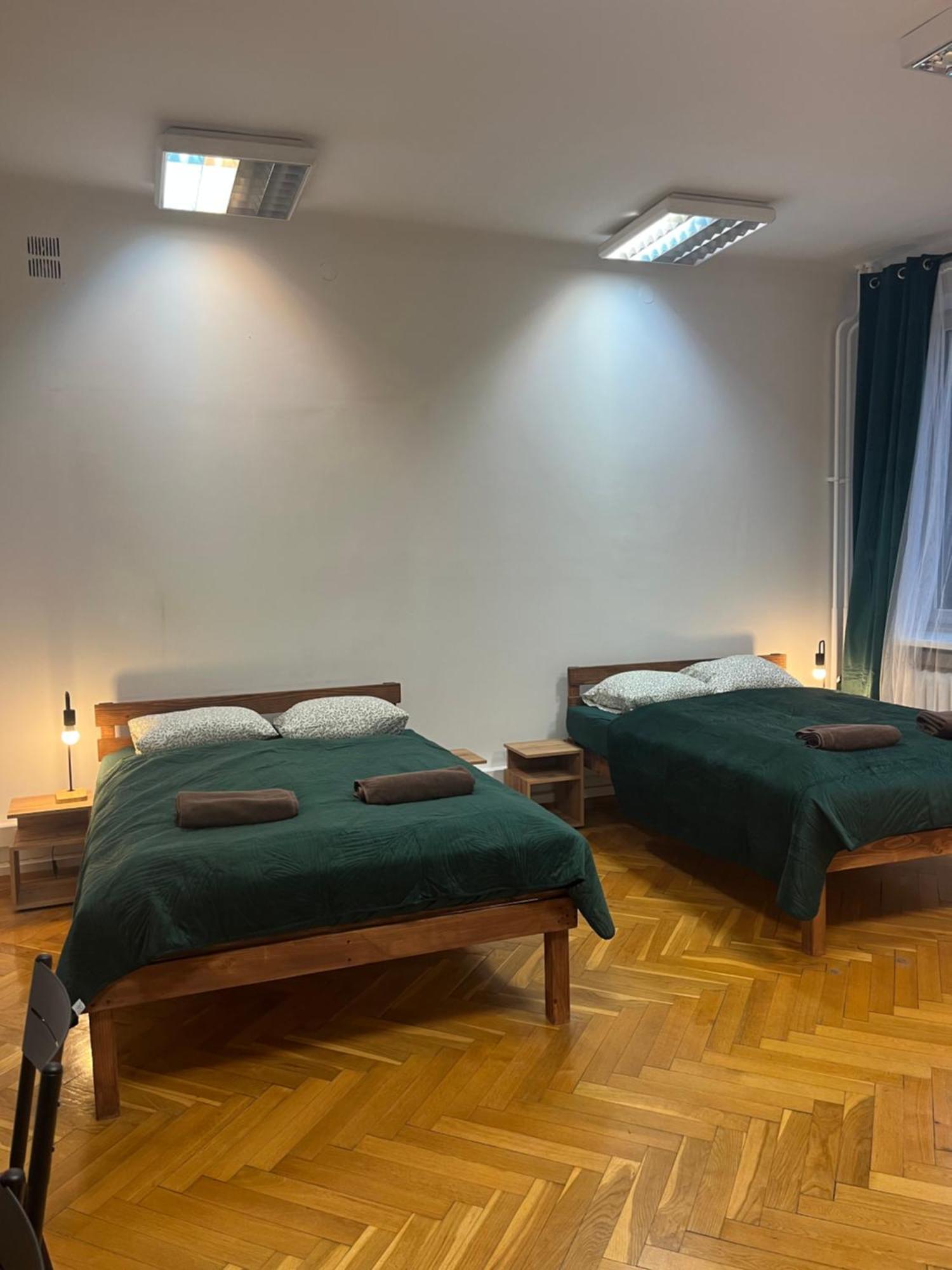 Tom Hostel Krakow Luaran gambar